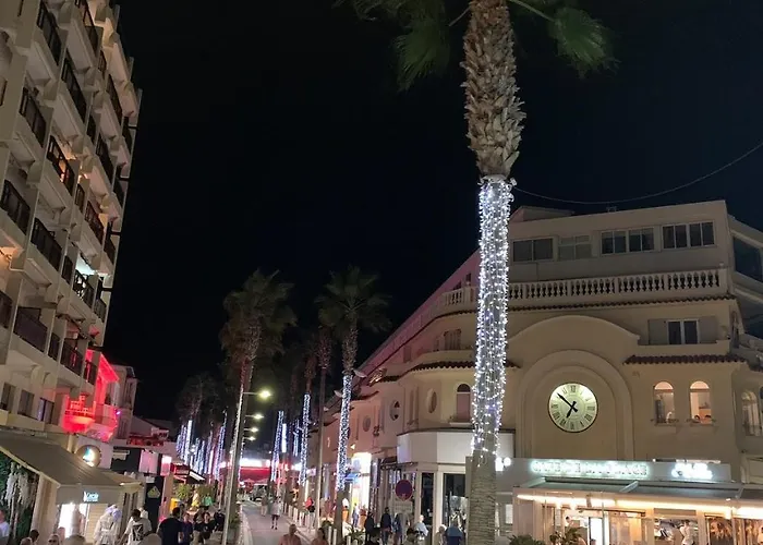 New Renovated Spacious 2 Bedroom Ac 300m From Lejlighed Juan-les-Pins